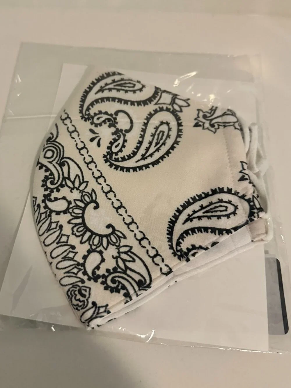 Tory Burch Limited Design Bandana Print Reusable Face Mask Ivory OS